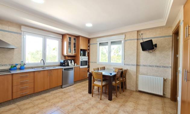 Sale - Villa - Yecla