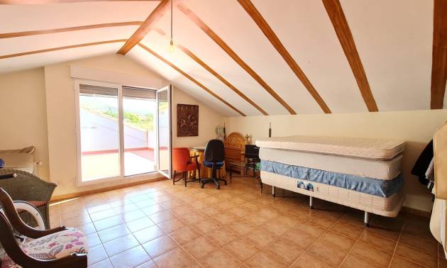 Sale - Villa - Yecla