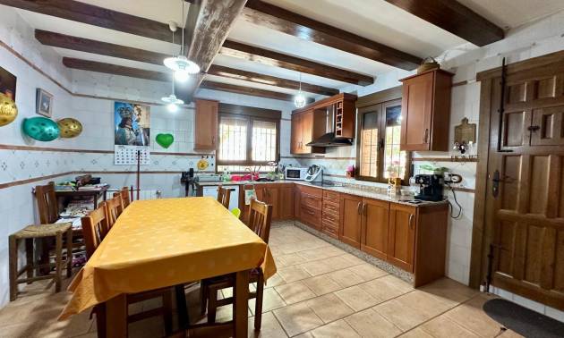 Sale - Villa - Yecla