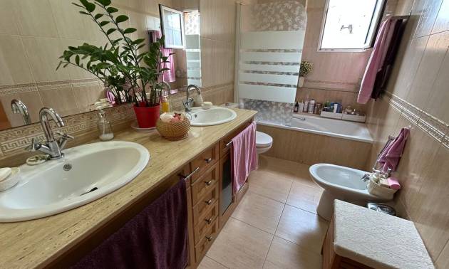 Bestaande woningen - Villa - Los Montesinos