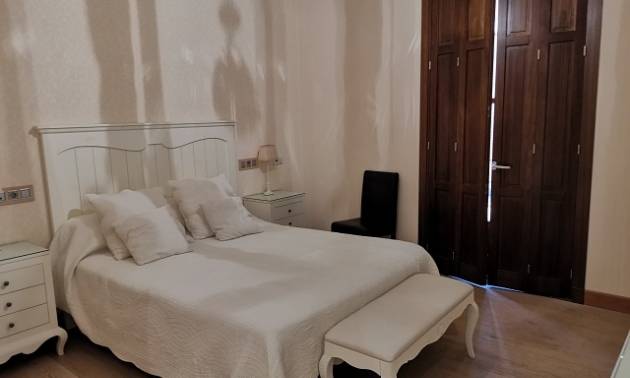 Revente - Villa - Orihuela