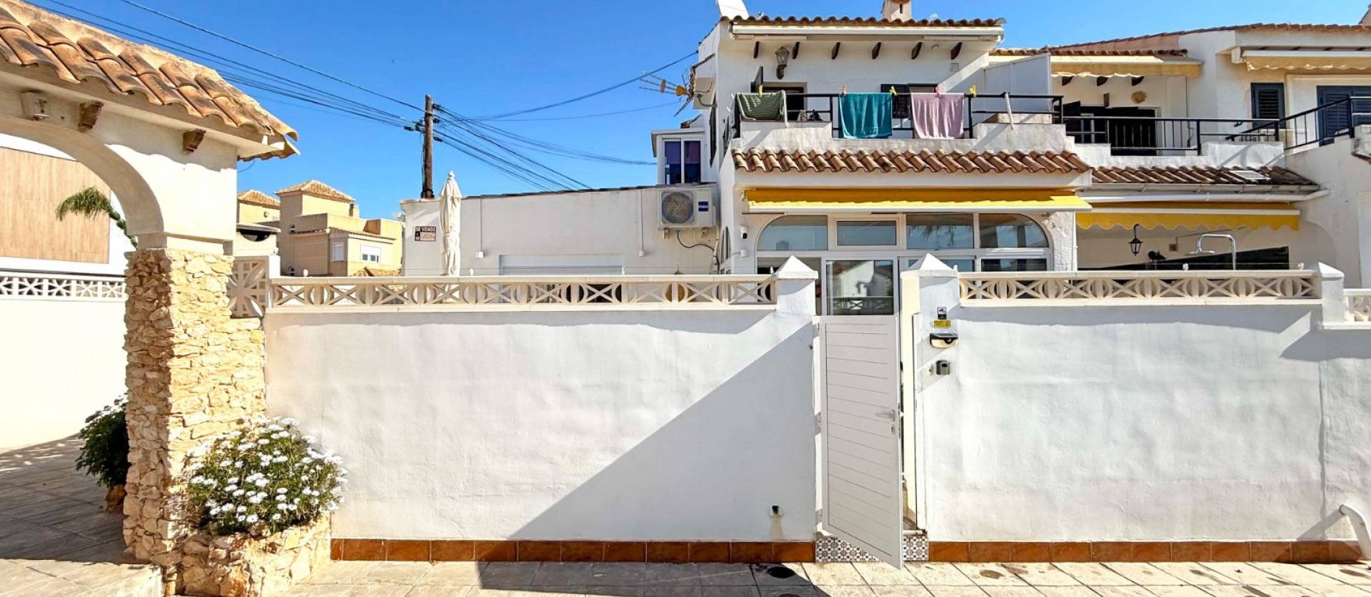 Sale - Bungalow - Torrevieja - La Mata
