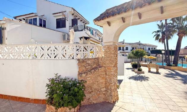 Sale - Bungalow - Torrevieja - La Mata