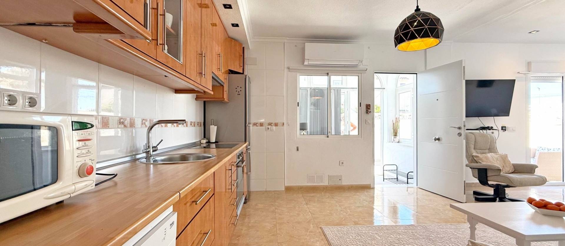 Sale - Bungalow - Torrevieja - La Mata