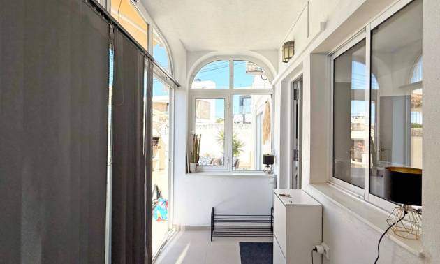 Sale - Bungalow - Torrevieja - La Mata