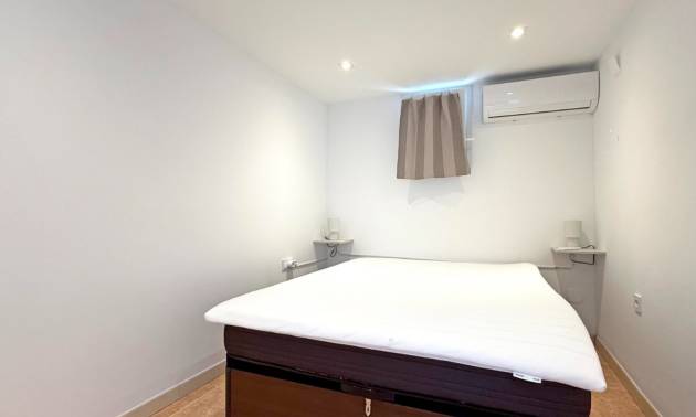 Sale - Bungalow - Torrevieja - La Mata