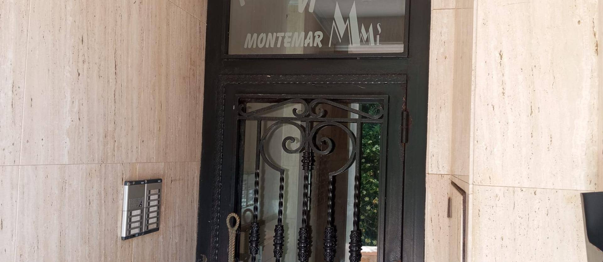 Sale - Commercial - Torrevieja - La Mata