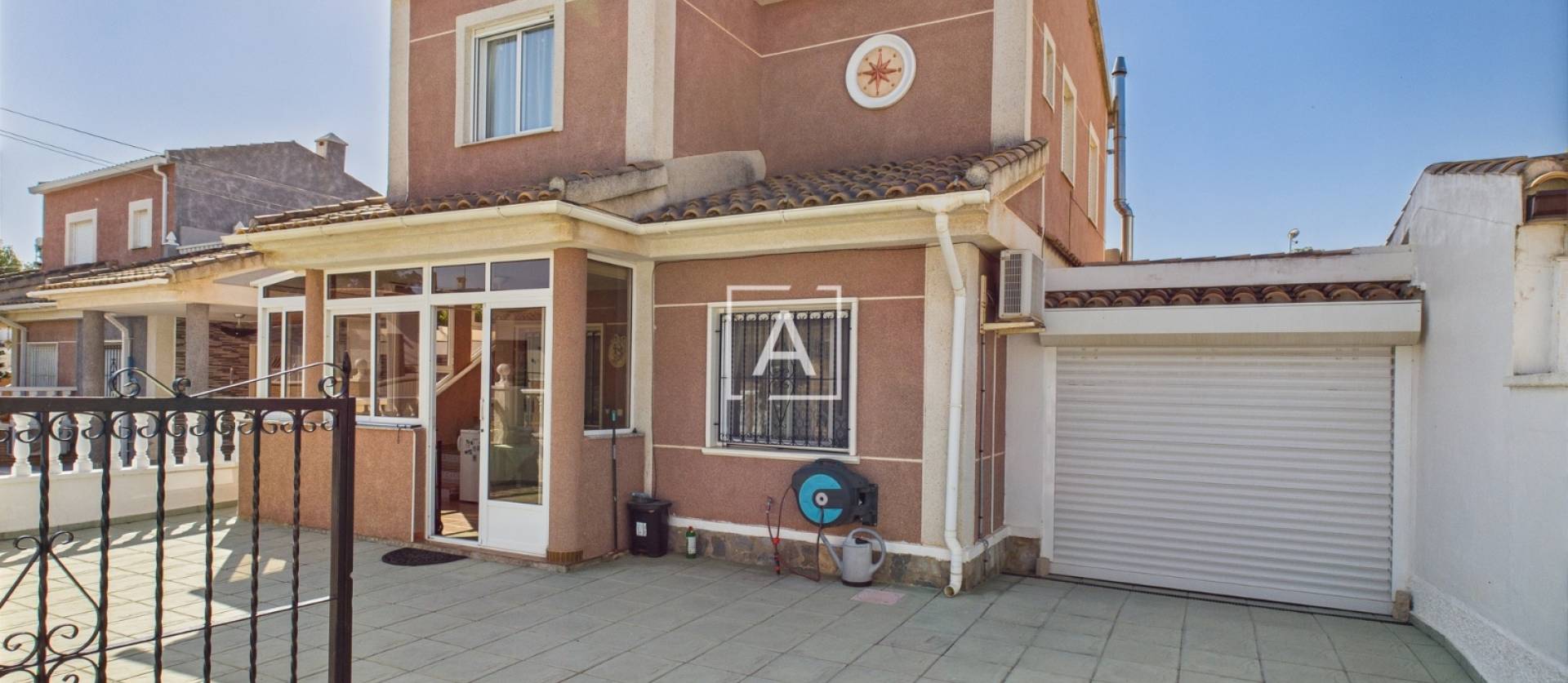 Sale - 4. House - Detached Villa - Pinar de Campoverde