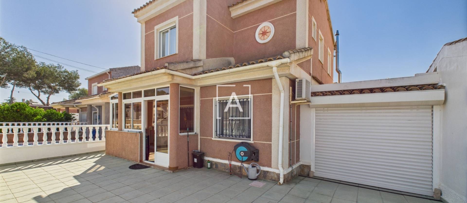 Sale - 4. House - Detached Villa - Pinar de Campoverde