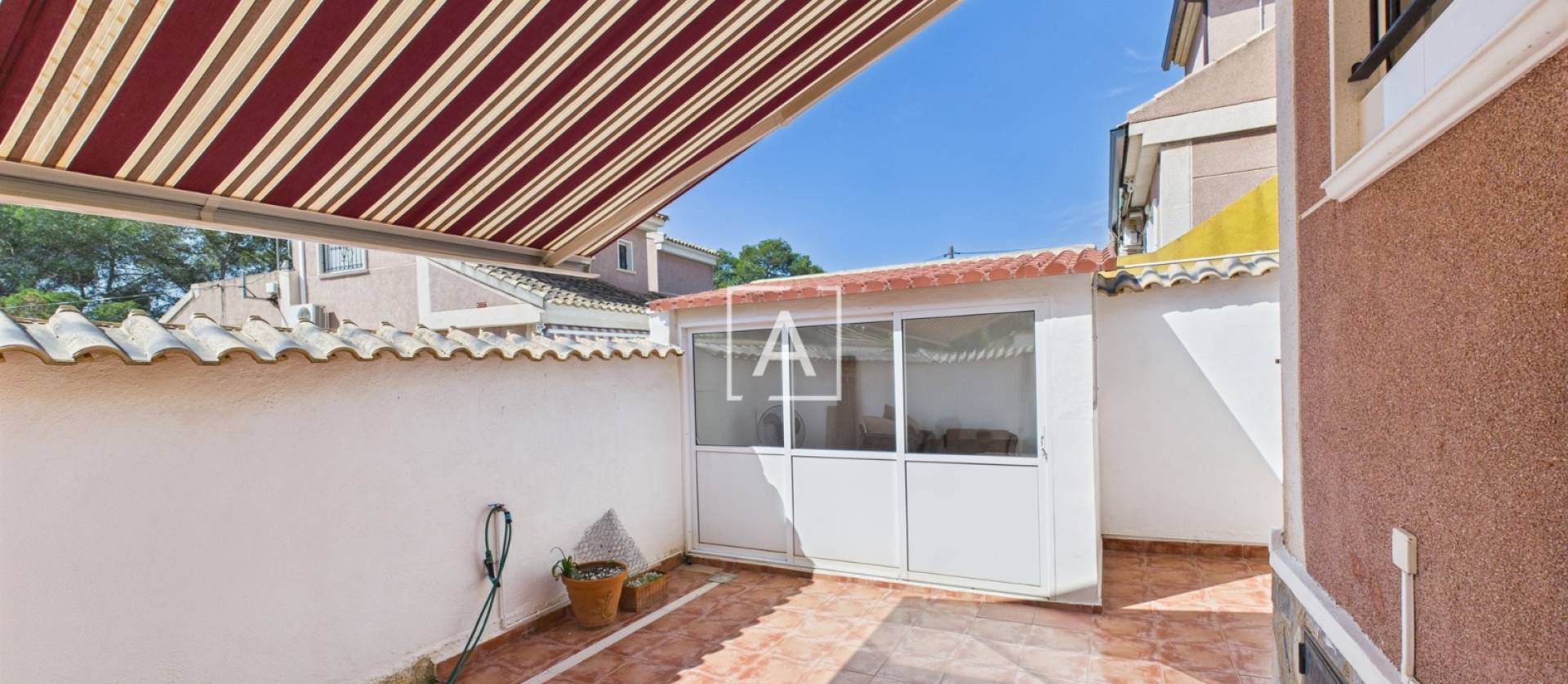 Sale - 4. House - Detached Villa - Pinar de Campoverde