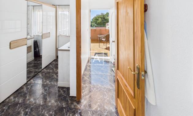 Sale - 4. House - Detached Villa - Pinar de Campoverde