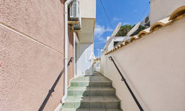 Sale - 4. House - Detached Villa - Pinar de Campoverde