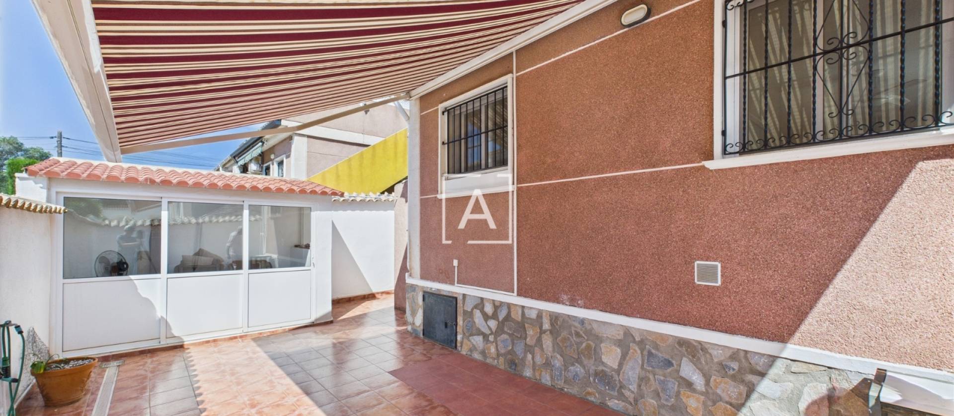 Sale - 4. House - Detached Villa - Pinar de Campoverde