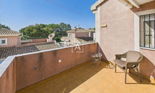 Sale - 4. House - Detached Villa - Pinar de Campoverde