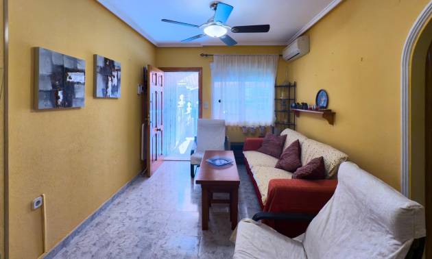 Sale - Ground Floor - Torrevieja - La Mata pueblo