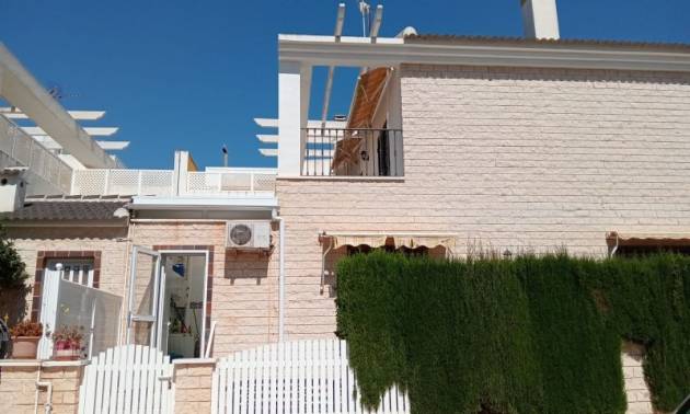 Bestaande woningen - Villa - Pilar de la Horadada