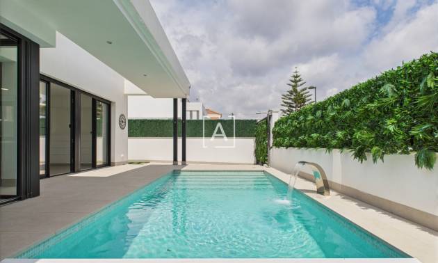 Sale - Villa - Pinar de Campoverde