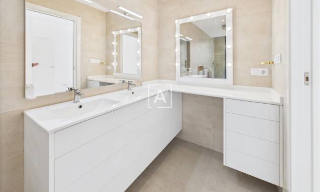 Sale - Villa - Pinar de Campoverde