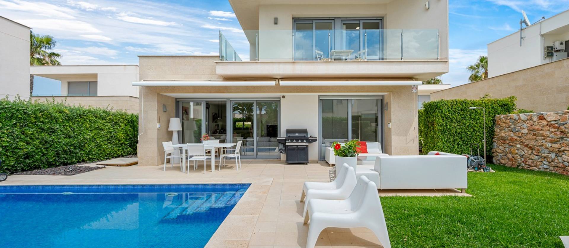 Sale - Villa - Orihuela - Vistabella Golf