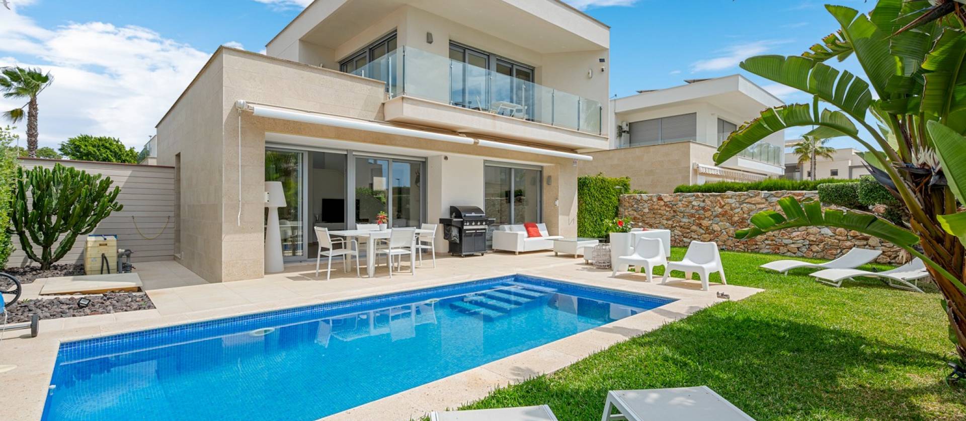 Sale - Villa - Orihuela - Vistabella Golf