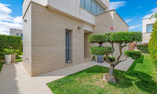 Sale - Villa - Orihuela - Vistabella Golf