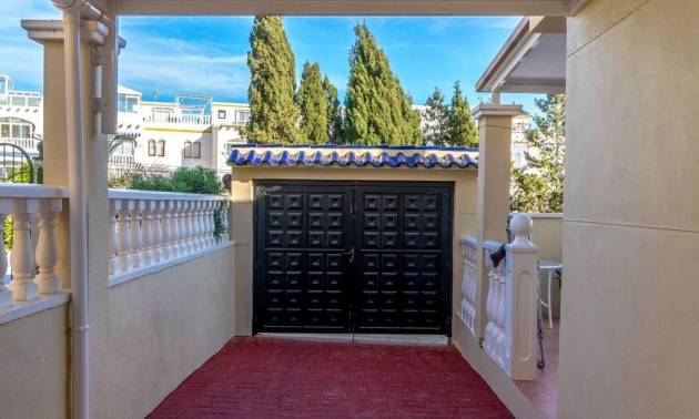 Sale - Villa - Orihuela Costa - Villamartín