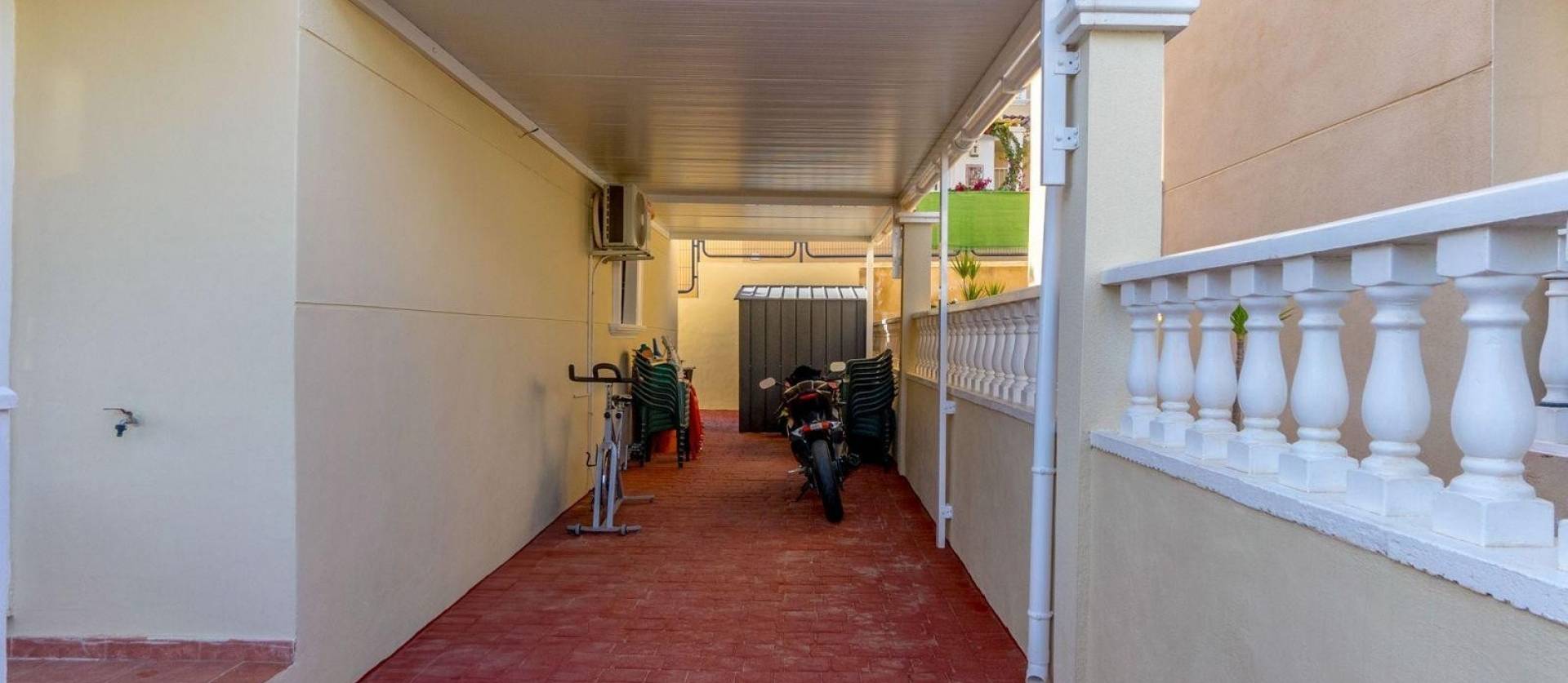 Sale - Villa - Orihuela Costa - Villamartín