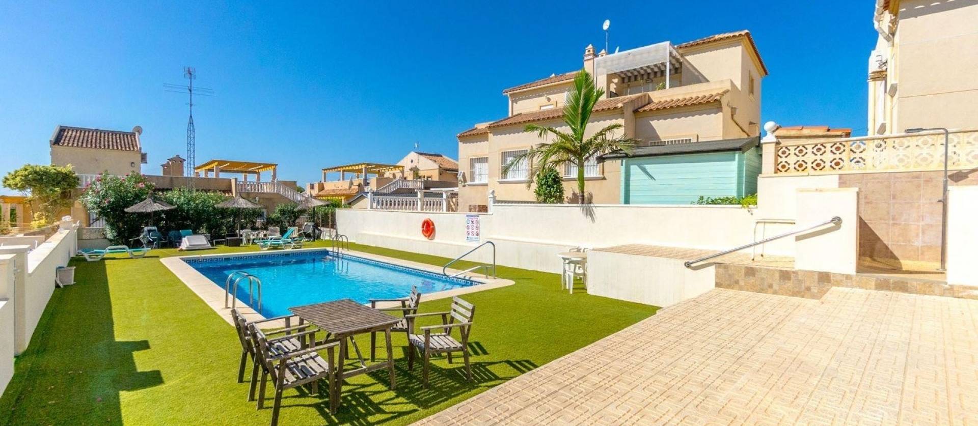 Sale - Villa - Orihuela Costa - Villamartín