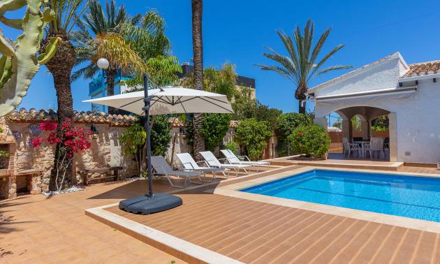 Sale - Villa - Orihuela - Orihuela Costa