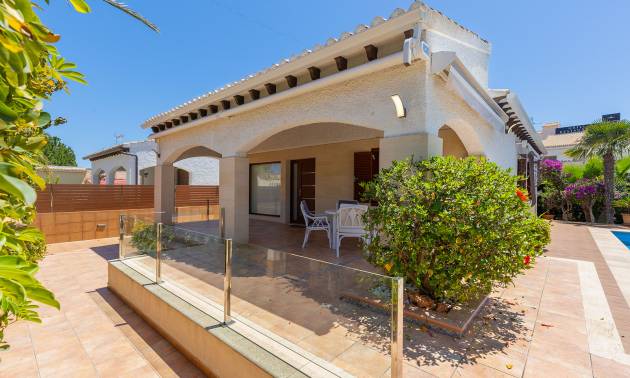 Sale - Villa - Orihuela - Orihuela Costa