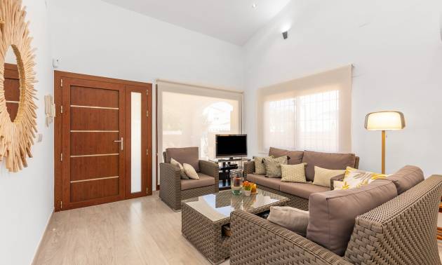 Sale - Villa - Orihuela - Orihuela Costa