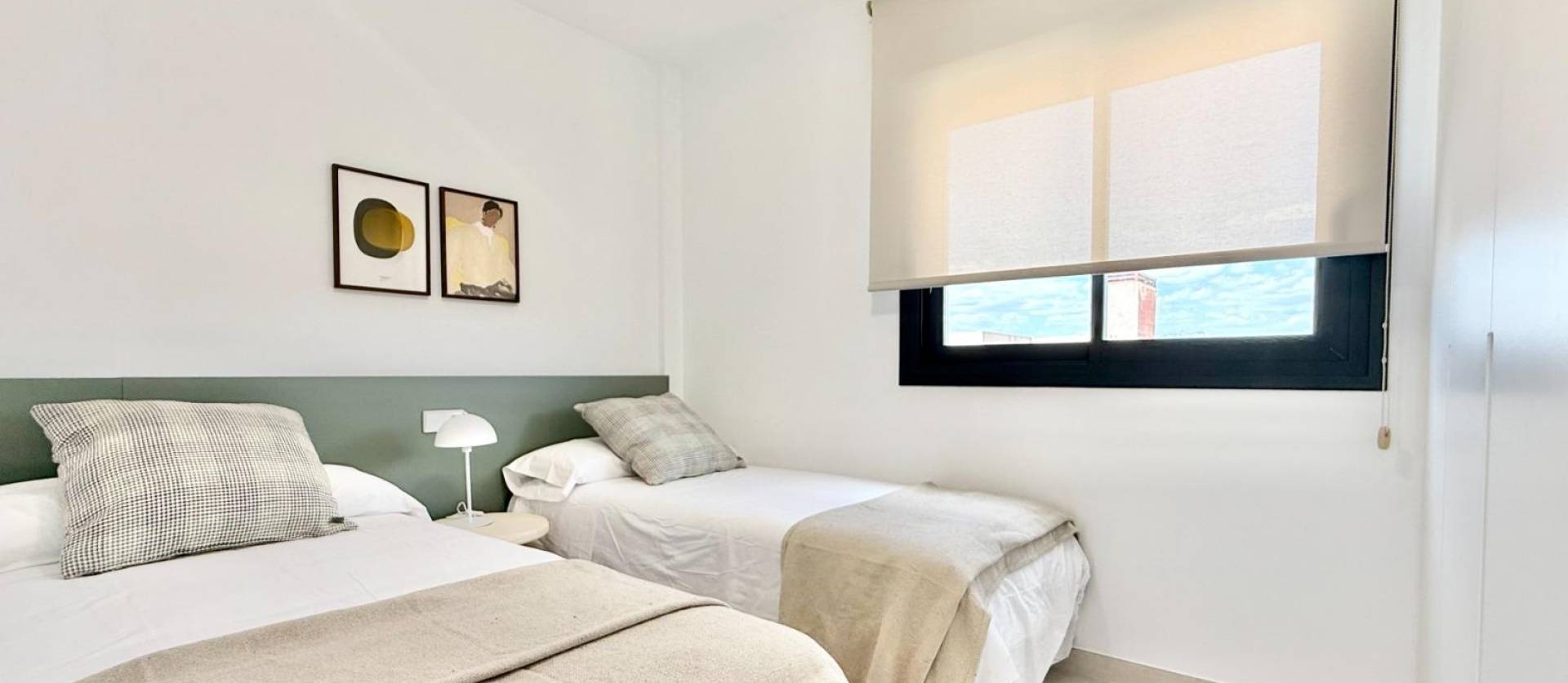 New Build - Townhouse - Cox - Sin Zona