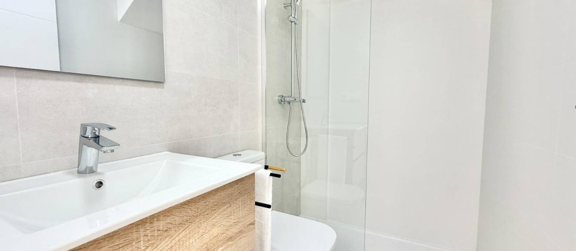 New Build - Townhouse - Cox - Sin Zona