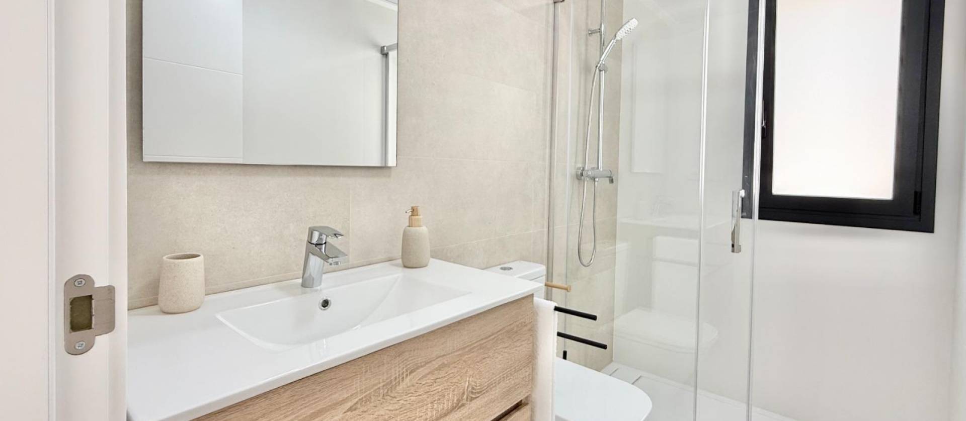 Nouvelle construction - Maison de ville - Cox - Sin Zona