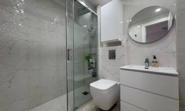 Sale - Apartment - Torrevieja - Centro