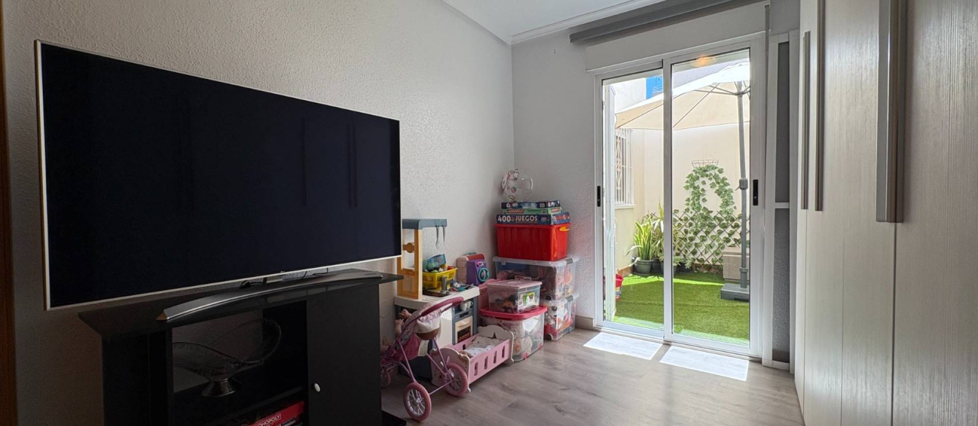 Sale - Apartment - Torrevieja - Centro