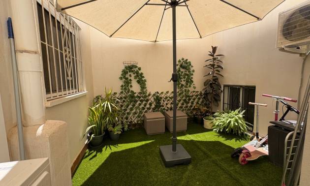 Sale - Apartment - Torrevieja - Centro