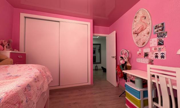 Sale - Apartment - Torrevieja - Centro