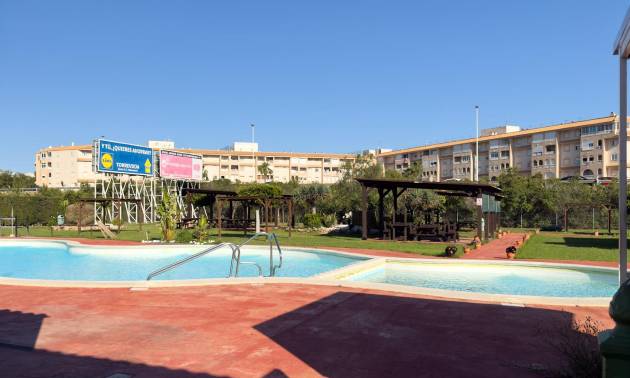 Sale - Bungalow - Torrevieja - Parque de las Naciones