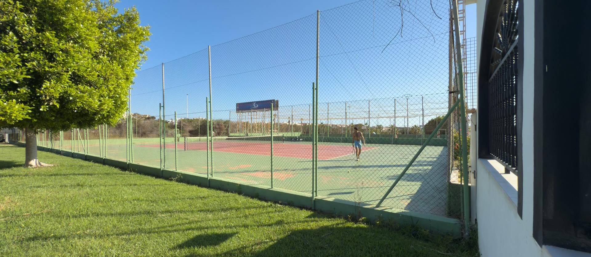 Sale - Bungalow - Torrevieja - Parque de las Naciones