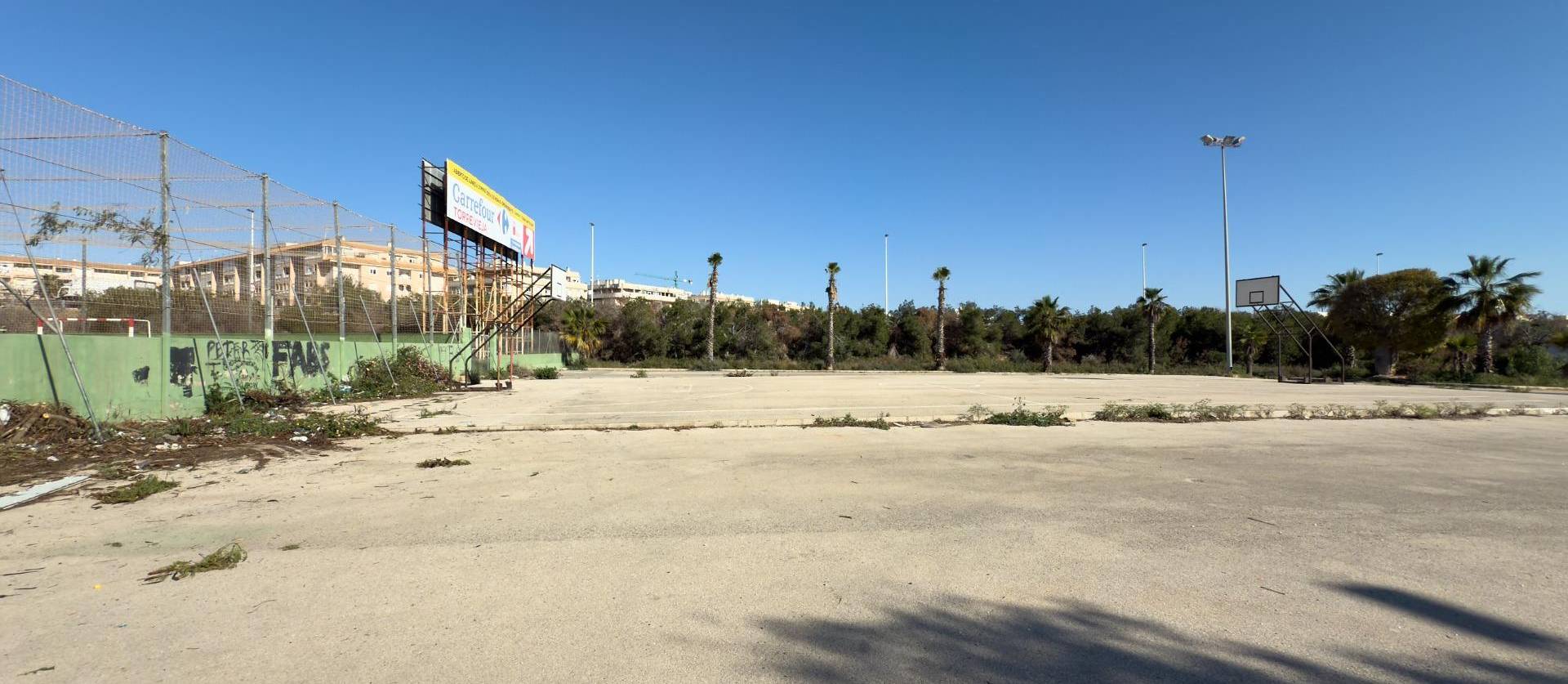 Sale - Bungalow - Torrevieja - Parque de las Naciones