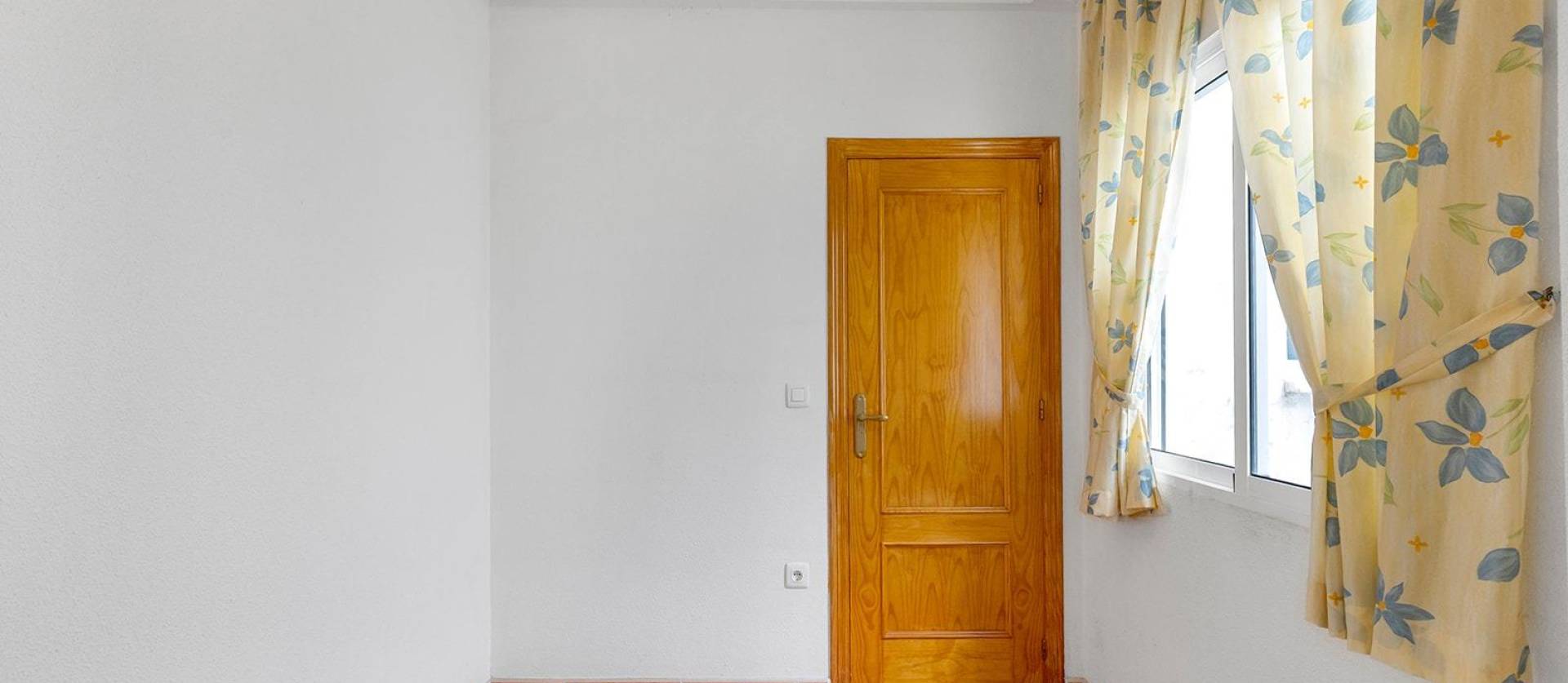 Sale - Apartment - Torrevieja - Estacion de autobuses