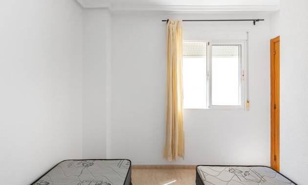 Sale - Apartment - Torrevieja - El Molino