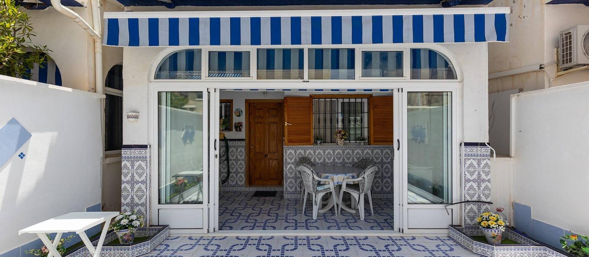 Sale - Bungalow - Torrevieja - Cañada del Molino