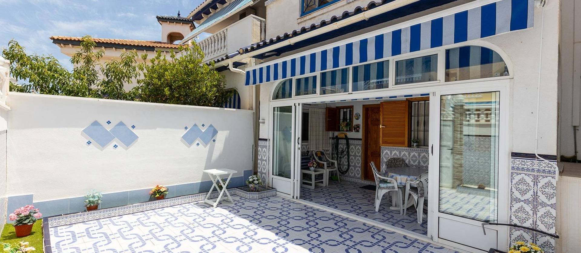 Sale - Bungalow - Torrevieja - Cañada del Molino