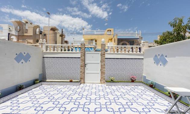 Sale - Bungalow - Torrevieja - Cañada del Molino