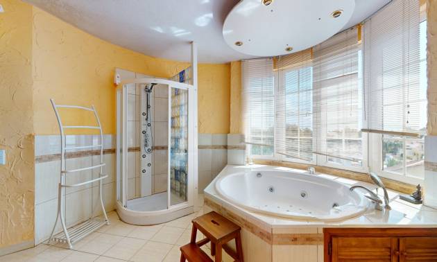 Sale - Villa - Orihuela Costa - La Zenia