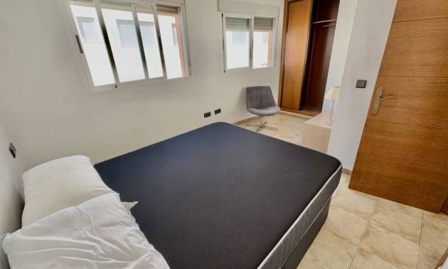 Revente - Maison de ville - Guardamar del Segura