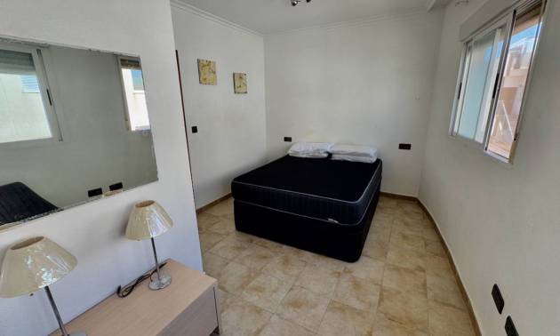 Revente - Maison de ville - Guardamar del Segura