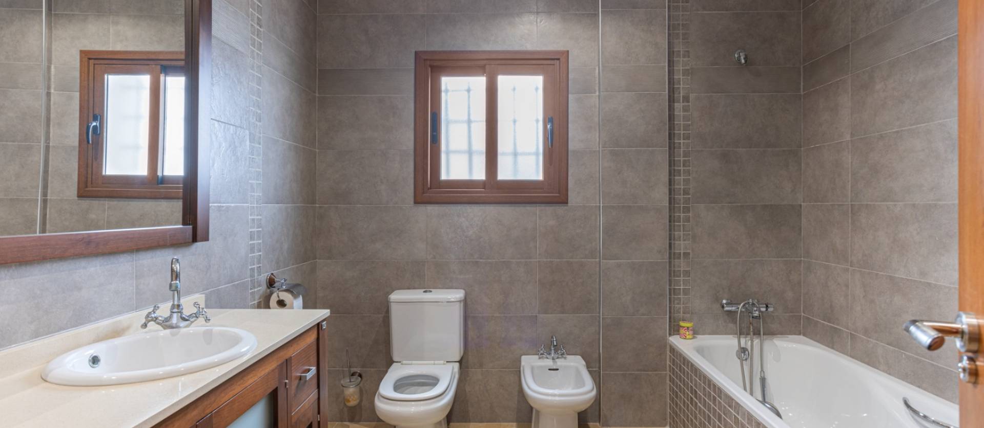 Sale - Villa - Los Montesinos - La Herrada